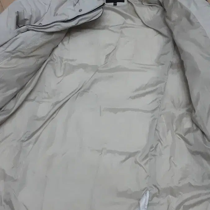 [BUNJANG] Guess White Long Padded Jacket / 게스 화이트 롱패딩