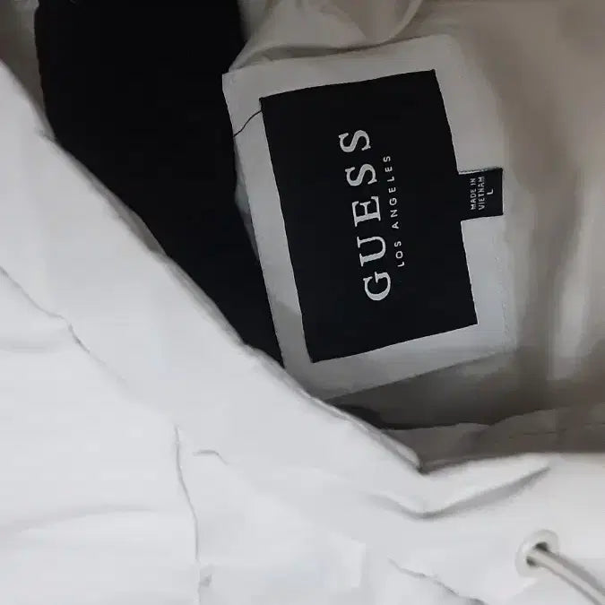 [BUNJANG] Guess White Long Padded Jacket / 게스 화이트 롱패딩