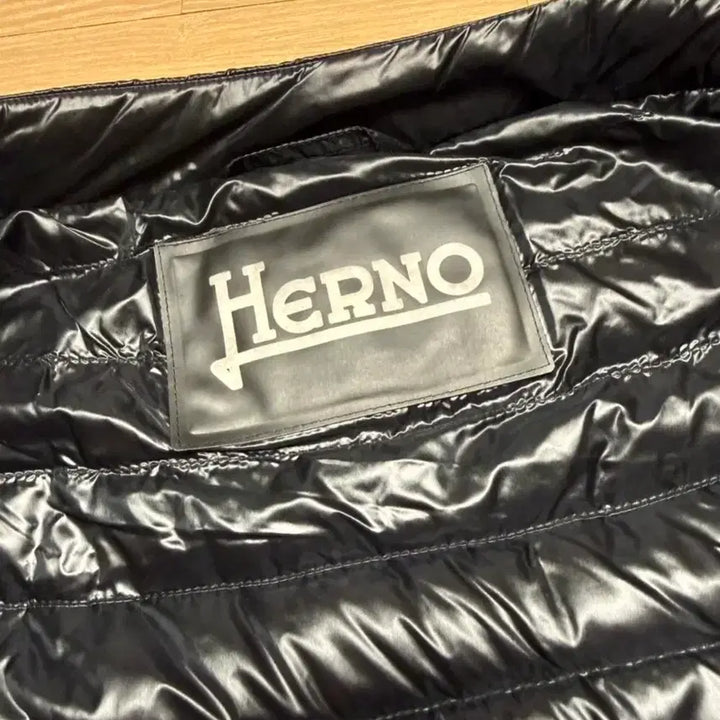 [BUNJANG] Erno Vest Padded / 에르노)조끼패딩 38