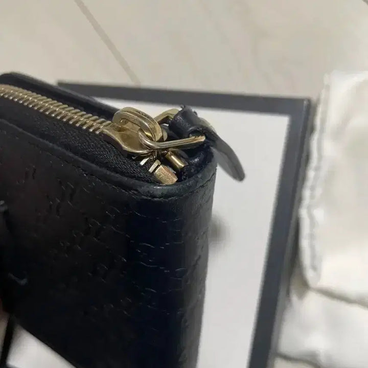 [BUNJANG] Gucci Microguccissima Zip Around Wallet Black / 구찌 마이크로시마 지퍼돌이 반지갑 블랙