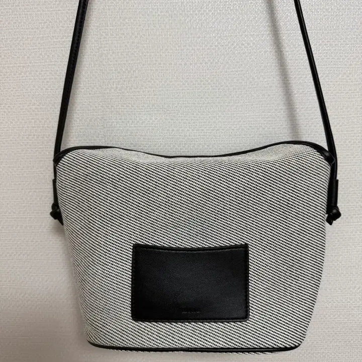 [BUNJANG] Hansum Shoulder Bag / 한섬)마인가방
