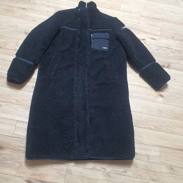 [SOLD OUT] 내셔널지오그래픽 뽀글이 롱 코트 블랙 90사이즈