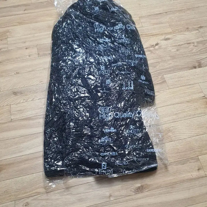 [SOLD OUT] 내셔널지오그래픽 뽀글이 롱 코트 블랙 90사이즈
