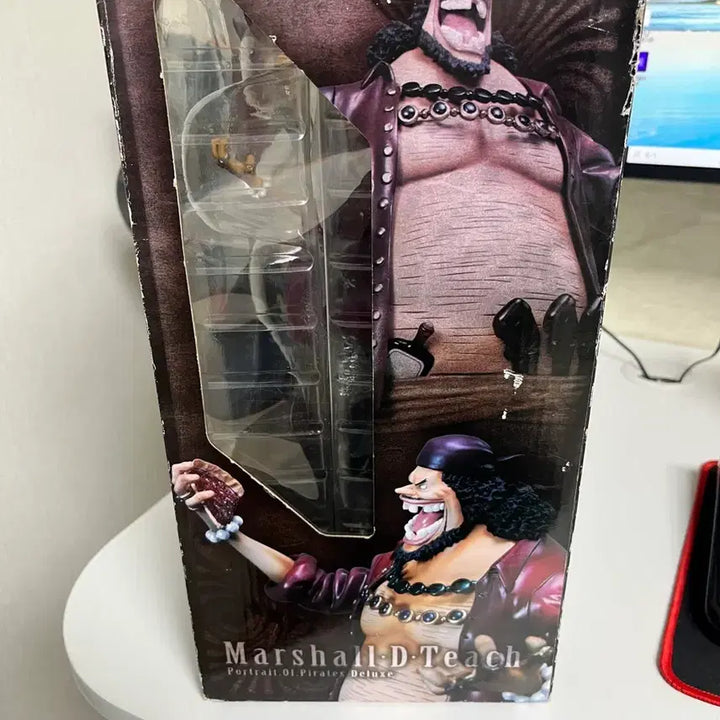 [BUNJANG] POP DX Blackbeard Figure Sealed / ㅇPOP DX 검은수염 피규어 미개봉