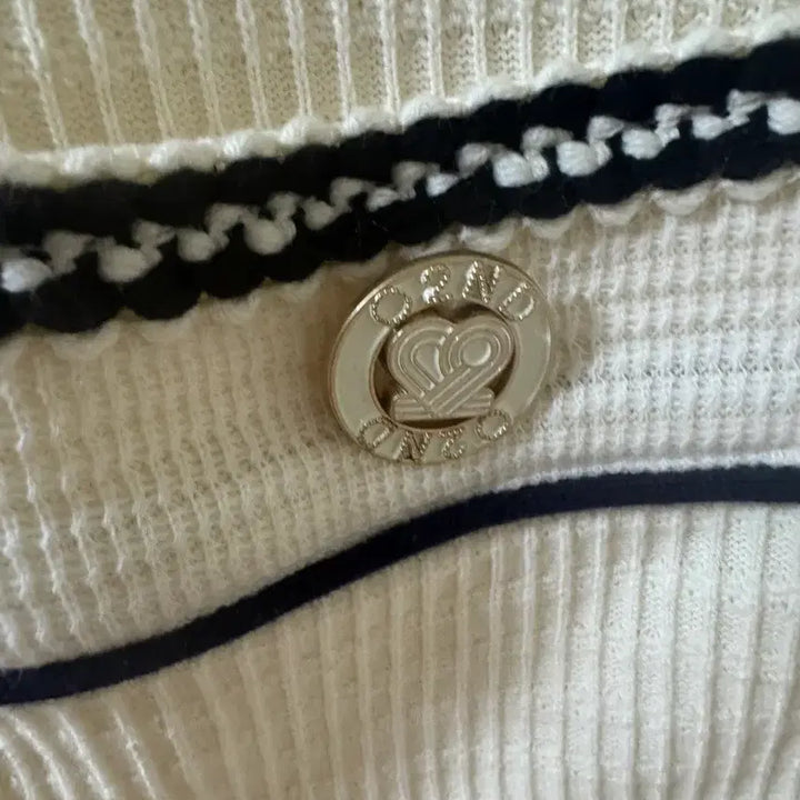 [BUNJANG] O'2nd Open Collar Knit Mini Dress / 한섬 오즈세컨 오픈카라 니트 미니 원피스