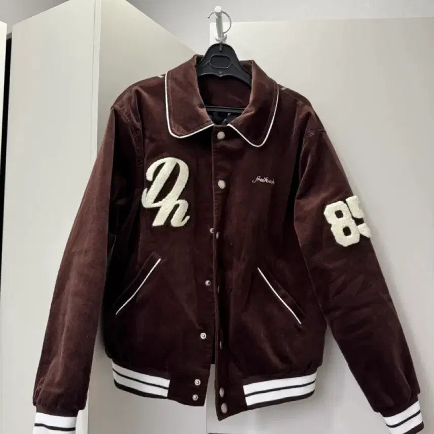 [BUNJANG] L Freiknock Varsity Jacket / [L]프라이노크 바시티(제니, 이동휘 착용)