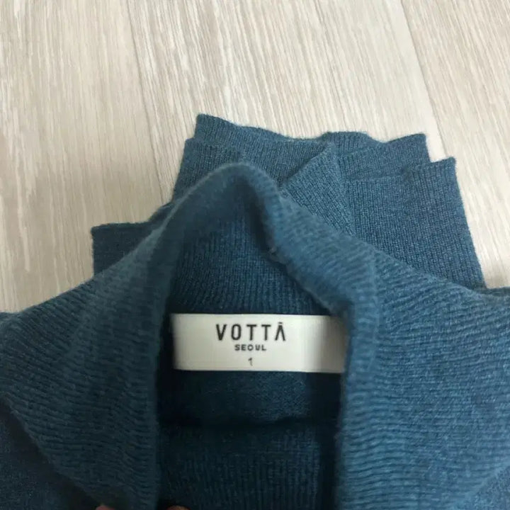 [BUNJANG] Bota Mock Neck Knit Top / 보타 모크넥 니트 청록색