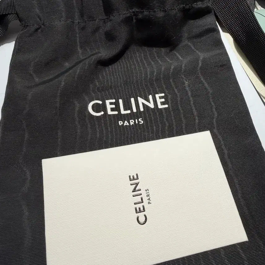 [BUNJANG] Celine Triomphe Lambskin Flap Wallet / 셀린 트리옹프 램스킨 플랩 반지갑