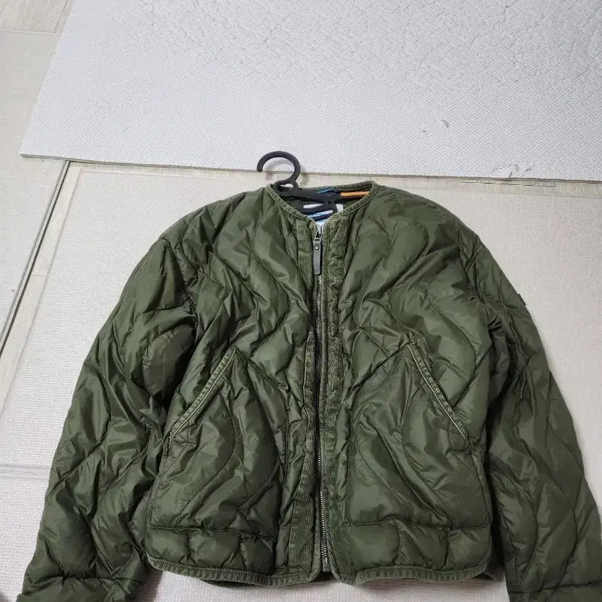 [BUNJANG] Colombia Gold Foil Puffer Jacket (Men's) Small / 콜롬비아 금박 점퍼 남성용 스몰