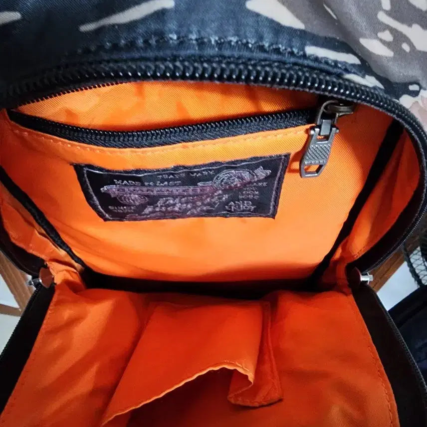 [BUNJANG] Diesel Sling Bag / 디젤 슬링백