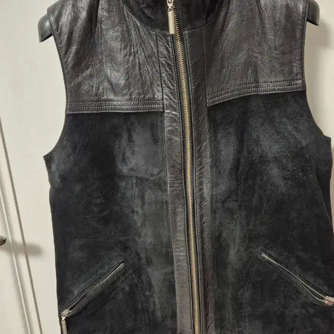 [BUNJANG] Black Suede Leather Vest / 블랙 스웨이드 가죽 베스트 조끼