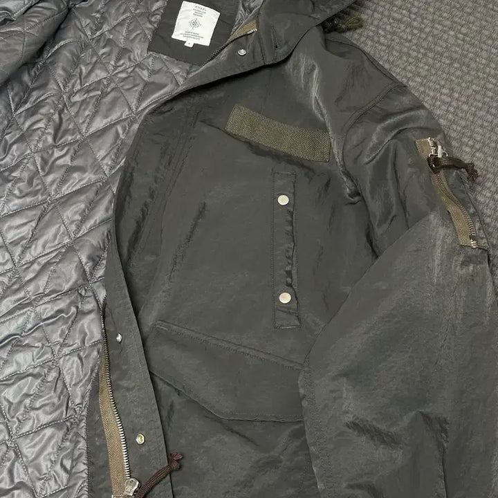 [BUNJANG] Envelope Modspaka Charcoal Olive 4 / 엔벨로프 모즈파카 차콜올리브 4