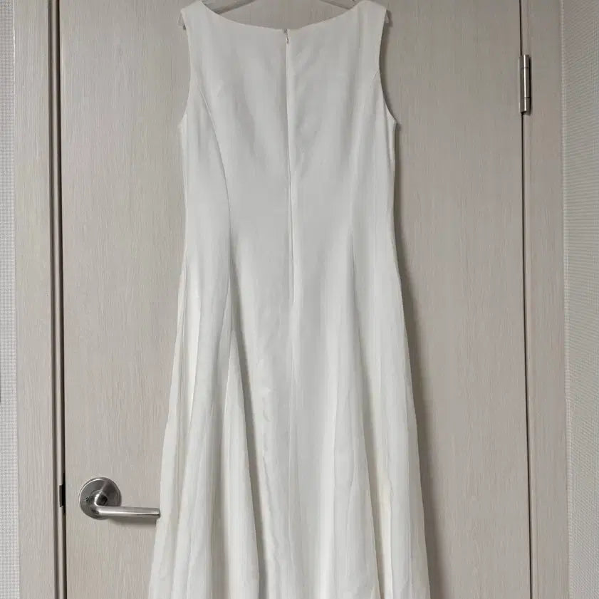 [BUNJANG] Luh White Flare Linen Long Dress (M) / (택o) 루흐 화이트 플레어 린넨 롱 원피스 (M)