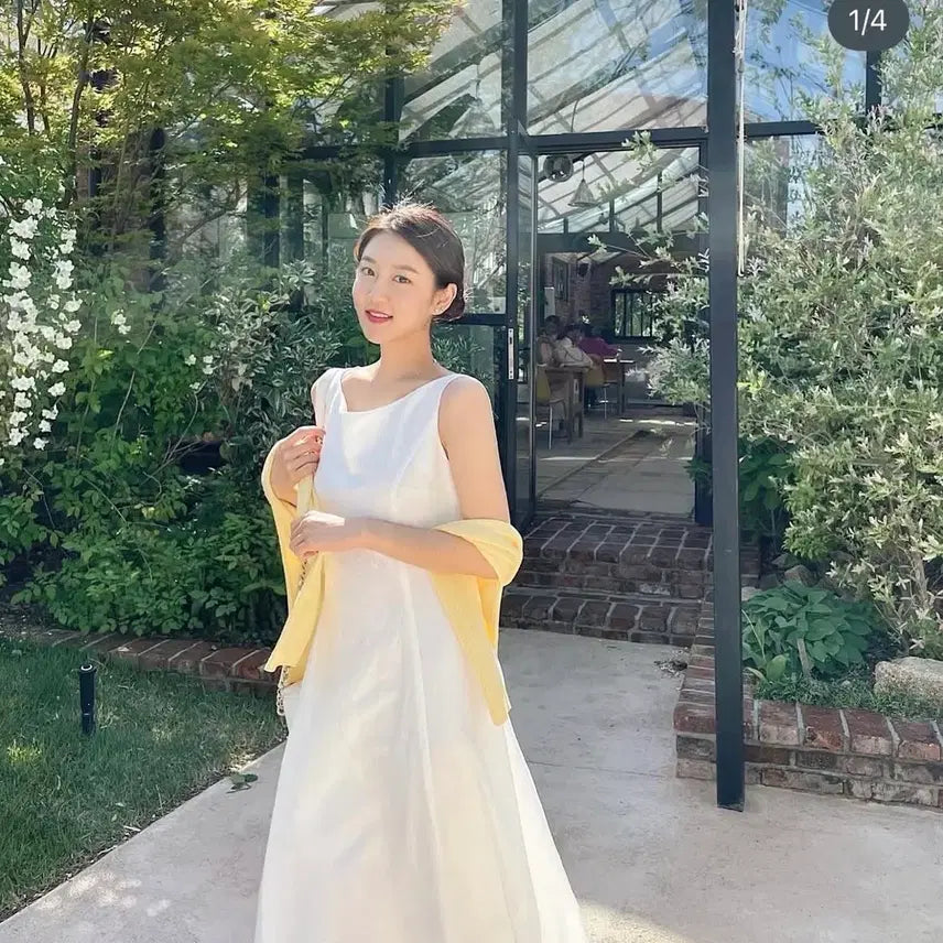 [BUNJANG] Luh White Flare Linen Long Dress (M) / (택o) 루흐 화이트 플레어 린넨 롱 원피스 (M)