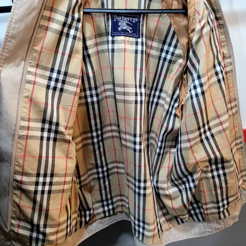 [BUNJANG] Burberry 90s Swing Top Baracuta Jacket / 정품 버버리 90s 스윙톱 바라쿠다 여성자켓