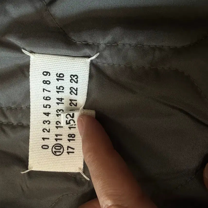 [BUNJANG] Maison Margiela Wool Bomber Jacket 52 / 마르지엘라 울 보머 점퍼 52