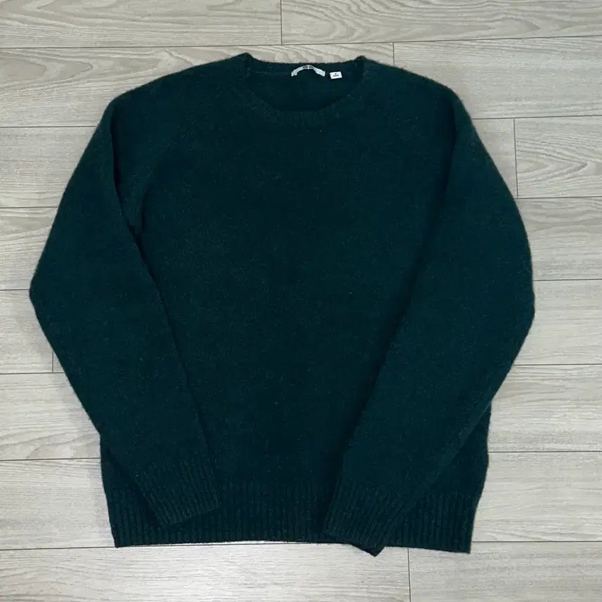 [BUNJANG] Uniqlo Wool Knit / 유니클로 울100 니트 / 유니클로 니트 / 유니클로 가디건