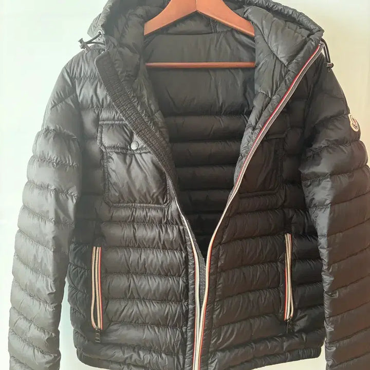 [BUNJANG] Moncler Black Padded Jacket / 몽클레어 블랙 패딩 자켓