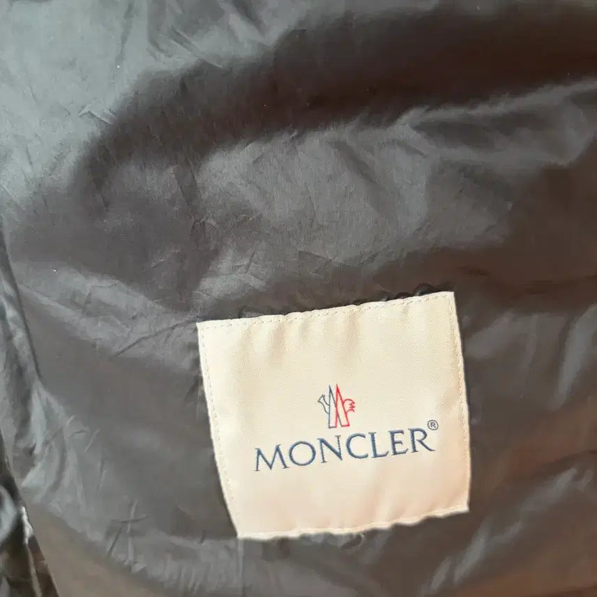 [BUNJANG] Moncler Black Padded Jacket / 몽클레어 블랙 패딩 자켓