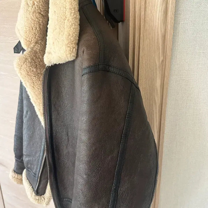 [BUNJANG] Real Leather B-3 Flight Jacket (Size 95-100) / 양가죽 리얼항공무스탕 B-3 95~100사이즈 판매