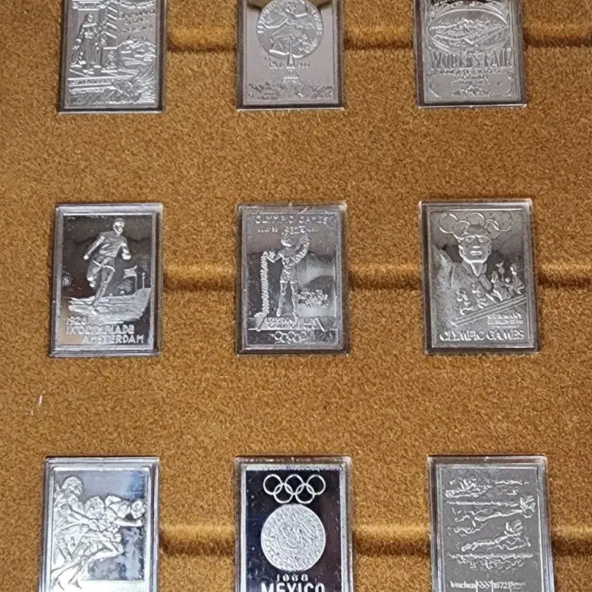 [BUNJANG] 1988 Seoul Olympics Official Commemorative Miniature Set / [새상품]88 서울 올림픽 공식 기념 백동 미니어처 세트