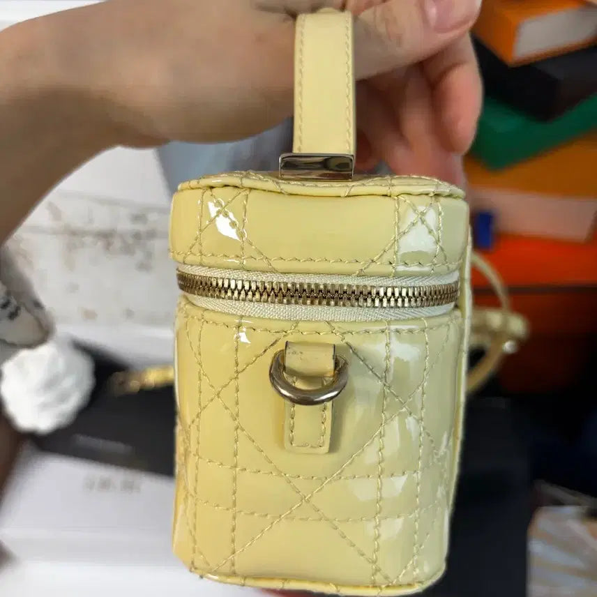 [BUNJANG] Dior Micro Vanity Pale Yellow / 디올 마이크로 베니티 페일 옐로우