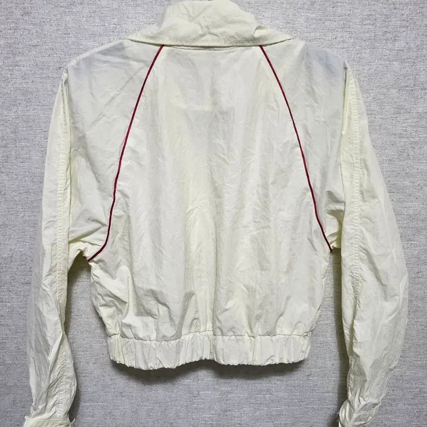 [BUNJANG] Ivory Crop Windbreaker Jacket / 아이보리 크롭 바람막이 점퍼