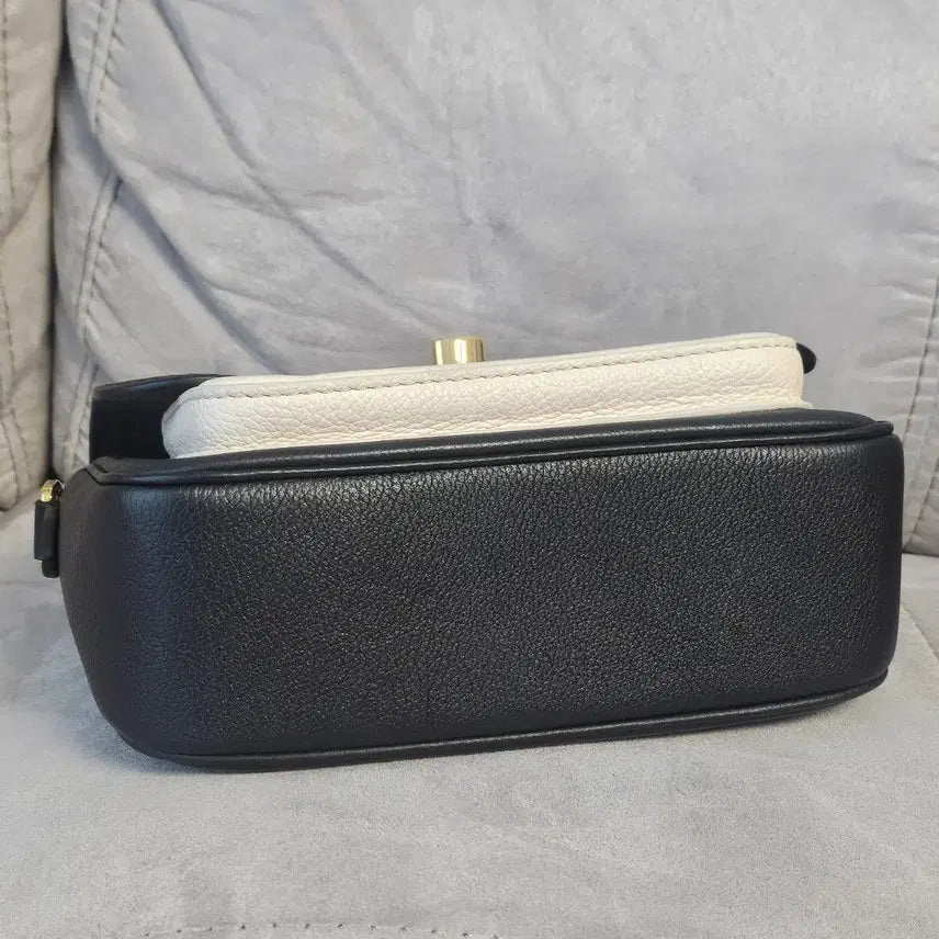 [BUNJANG] Louis Vuitton Lockme Tender Black Shoulder Bag / 루이비통 락미텐더 블랙 숄더백 크로스백