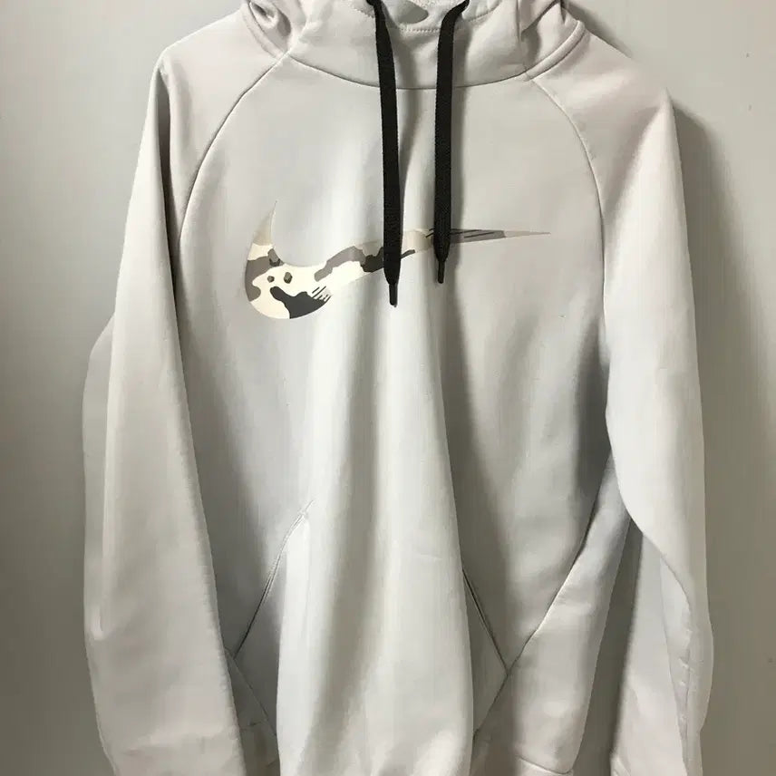 [BUNJANG] Nike Camo Swoosh Hoodie / 나이키 카모 스우시 후드티