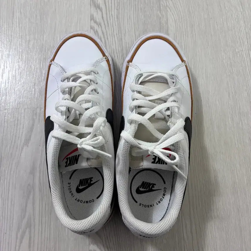 [BUNJANG] Nike Court Legacy Sneakers 235 / 나이키 코트 레거시 신발 235