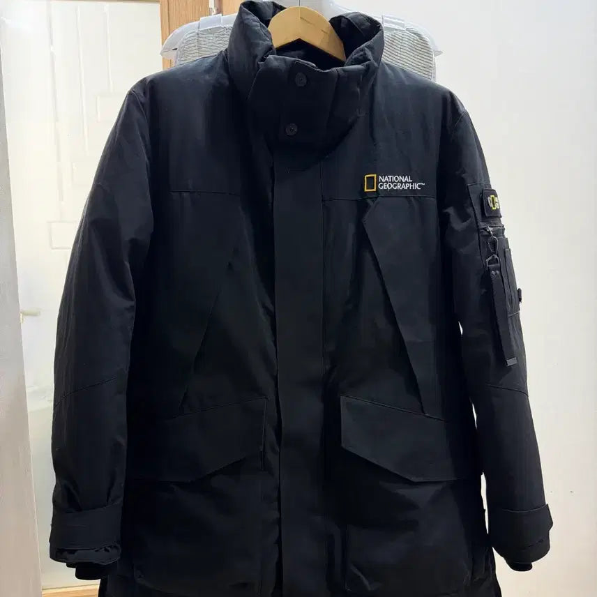 [BUNJANG] National Geographic Black Padded Jacket / 내셔널지오그래픽 블랙 패딩 자켓