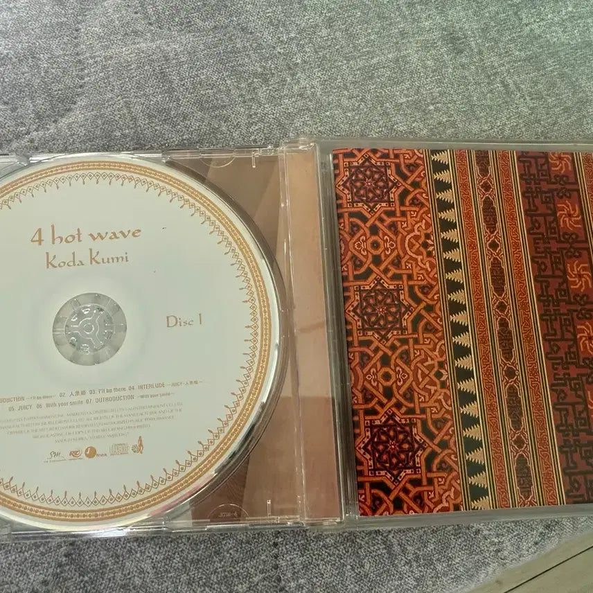 [BUNJANG] Koda Kumi 4 Hot Wave CD+DVD Unsealed / 코다쿠미 4 hot wave CD+DVD 라이센스 개봉반