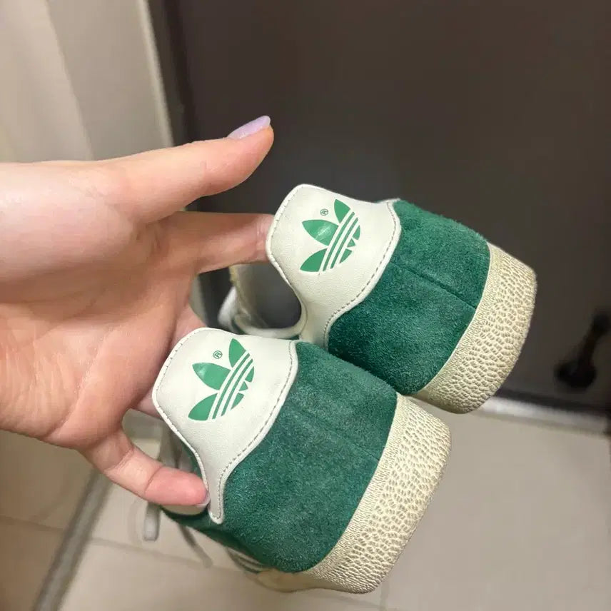 [SOLD OUT] 아디다스 가젤 235