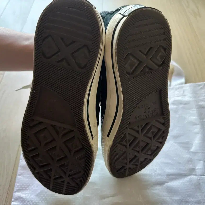 [BUNJANG] Converse Chuck 70 Sneakers / 컨버스 척테일러70 240사이즈