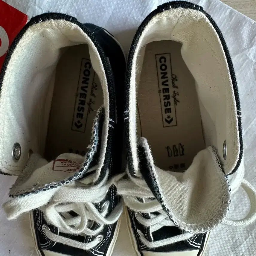 [BUNJANG] Converse Chuck 70 Sneakers / 컨버스 척테일러70 240사이즈