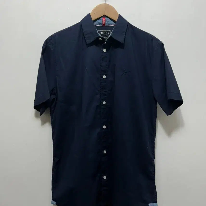 [BUNJANG] Guess Navy Short Sleeve Shirt (M) / 게스 네이비 반팔 셔츠 M