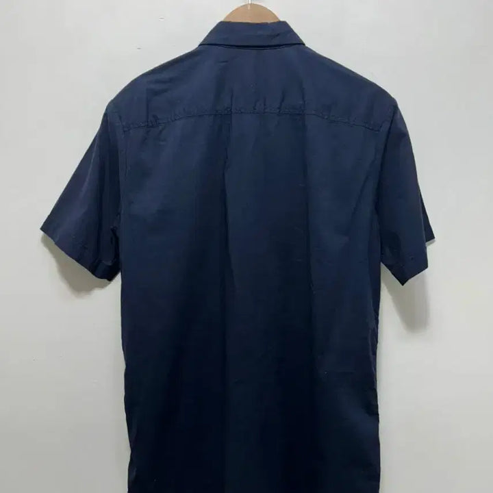 [BUNJANG] Guess Navy Short Sleeve Shirt (M) / 게스 네이비 반팔 셔츠 M