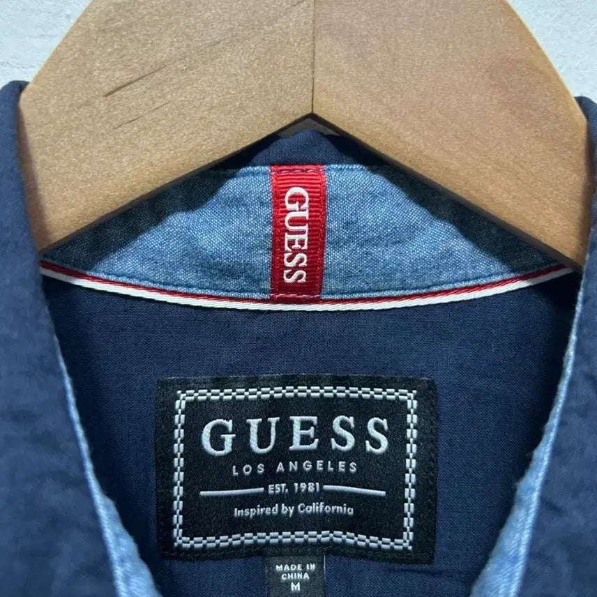[BUNJANG] Guess Navy Short Sleeve Shirt (M) / 게스 네이비 반팔 셔츠 M