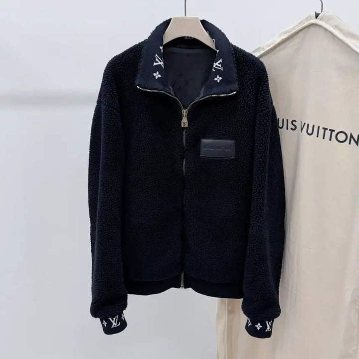 [BUNJANG] Louis Vuitton Leather Patch Fleece Blouson Jacket / [S급/XL] 25FW 루이비통 레더패치 플리스 블루종 자켓
