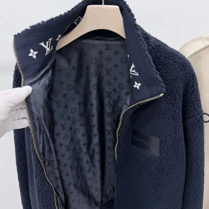 [BUNJANG] Louis Vuitton Leather Patch Fleece Blouson Jacket / [S급/XL] 25FW 루이비통 레더패치 플리스 블루종 자켓