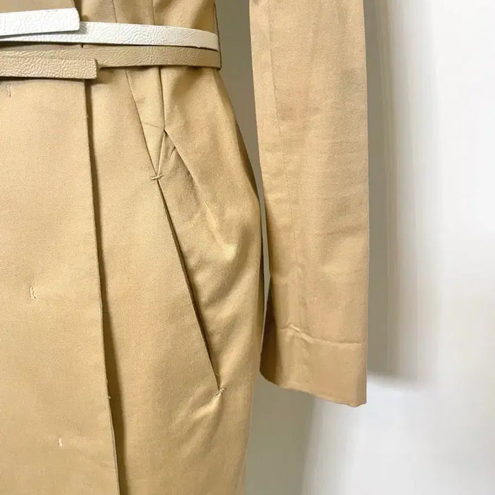 [BUNJANG] Lynn Beige White Collar Trench Dress / Lynn 린 베이지 화이트카라 트렌치형 원피스