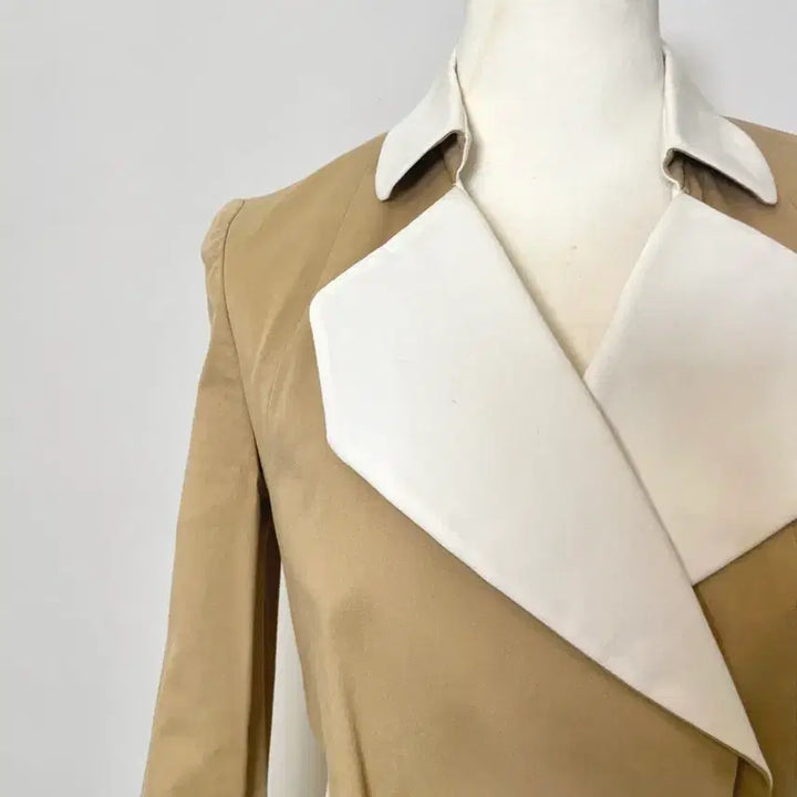 [BUNJANG] Lynn Beige White Collar Trench Dress / Lynn 린 베이지 화이트카라 트렌치형 원피스
