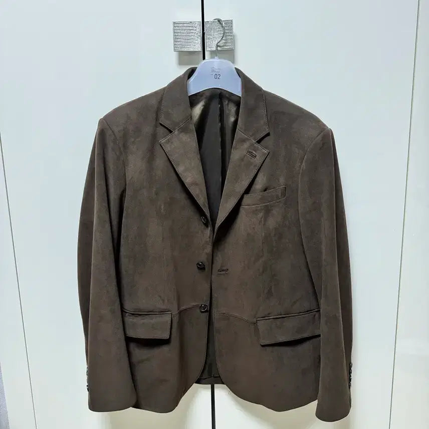 [BUNJANG] Cour Suede Three Button Blazer Dark Brown M / 쿠어 스웨이드 쓰리버튼 블레이저 다크브라운 M