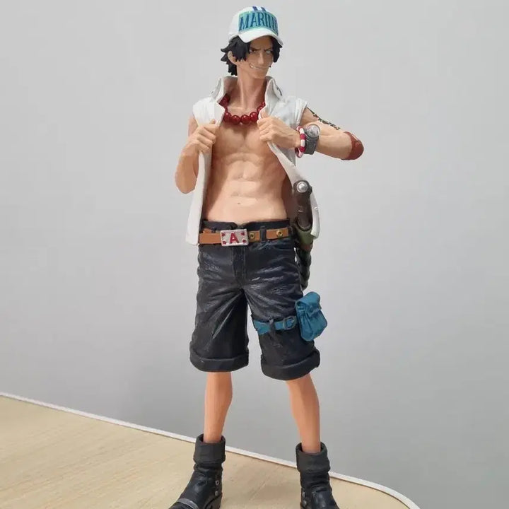[BUNJANG] One Piece Ace & Sabo Figure Bundle Set / 원피스 킹오브아티스트 해군 에이스 피규어 네이키드 사보 피규어 일괄