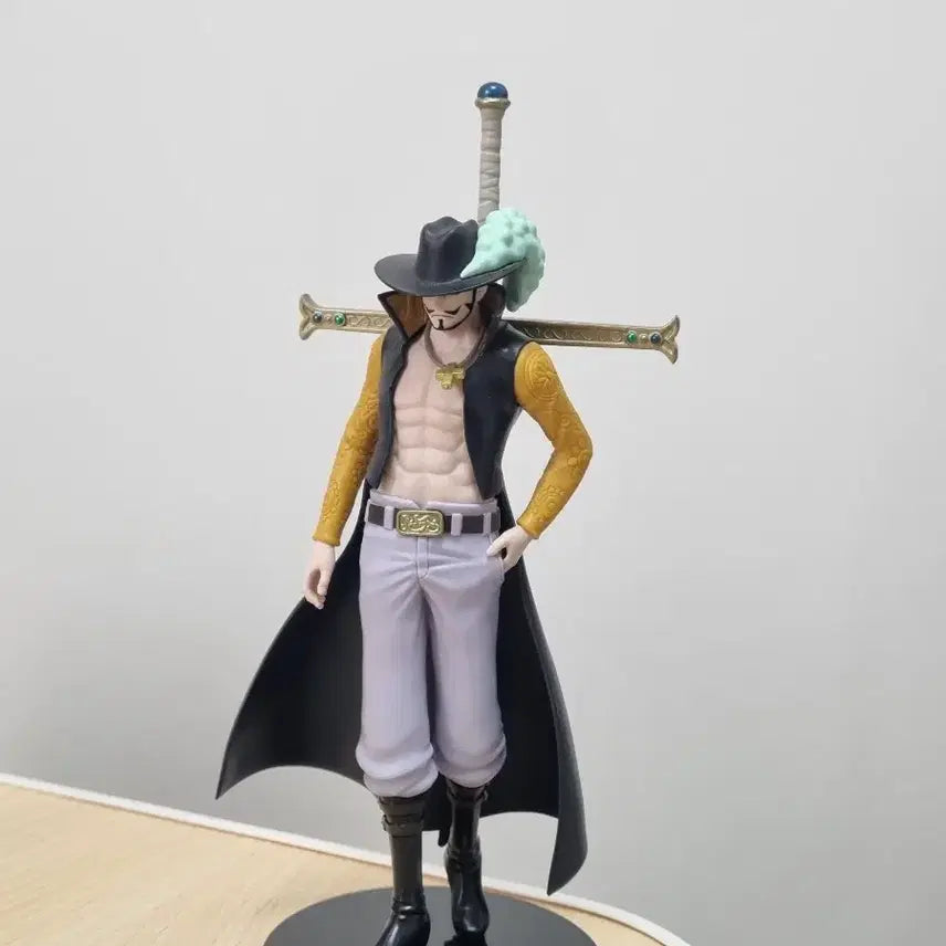 [BUNJANG] One Piece Mihawk Figure / 반프레스토 원피스 미호크 피규어 The 출항