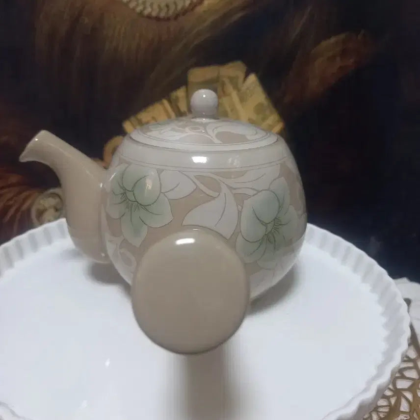 [BUNJANG] Kwangjuyo Buncheong Mokbuyeongmun Teapot / 광주요 분청목부용문 다관
