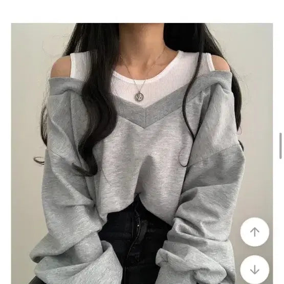 [BUNJANG] Off-Shoulder Sweatshirt / 오프숄더 맨투맨