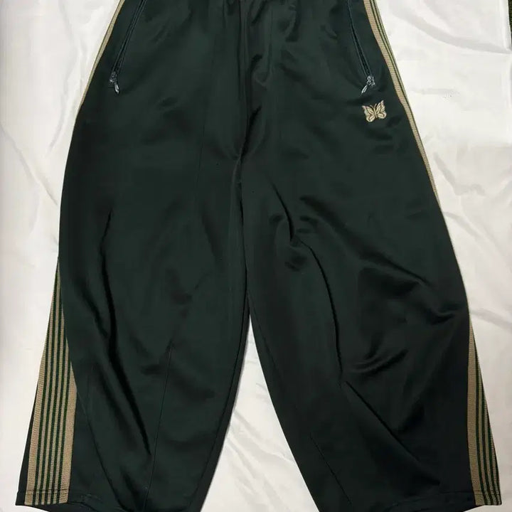 [BUNJANG] Needles HD Track Pants Dark Green (21FW) - Size S / (S) 니들스 21FW HD트랙팬츠 다크그린