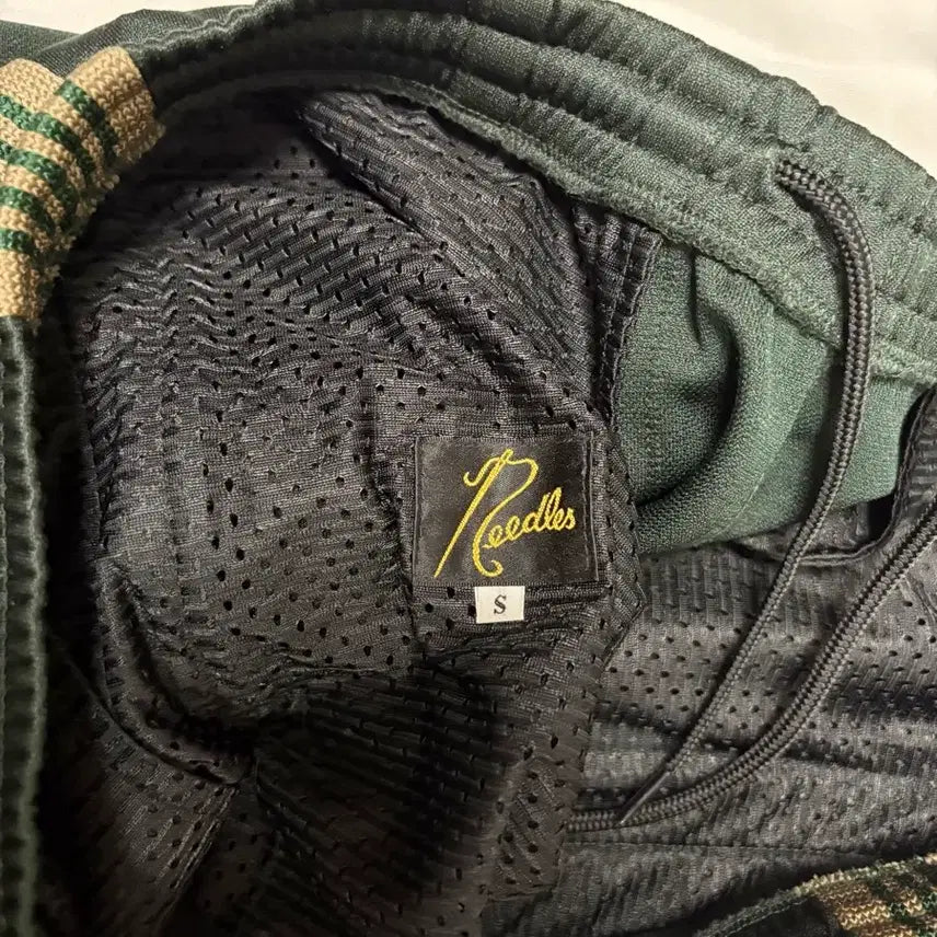[BUNJANG] Needles HD Track Pants Dark Green (21FW) - Size S / (S) 니들스 21FW HD트랙팬츠 다크그린