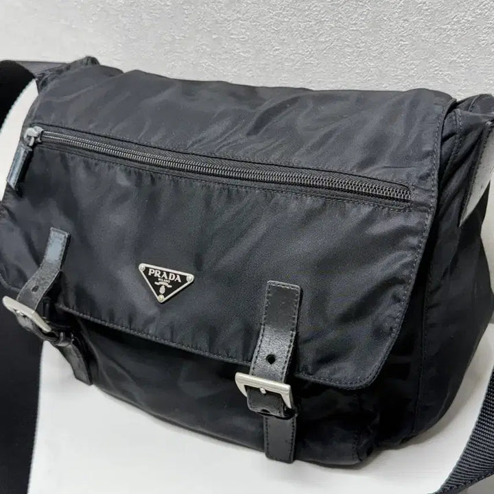 [BUNJANG] Prada Nylon Messenger Bag / 프라다 나일론 메신저백